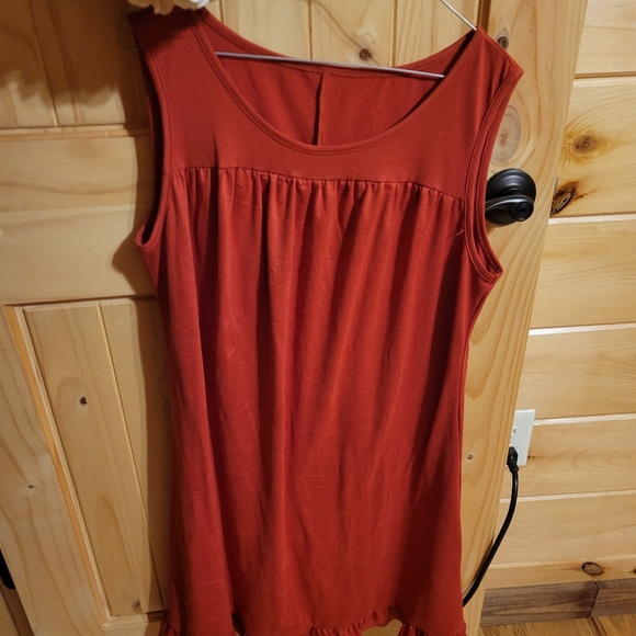 EMERY ROSE Summer Simple Solid Ruffle Hem Tank Dress - Picture 3 of 4